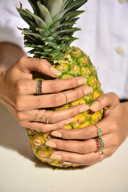 Anillo Infinity 2mm Esmeraldas