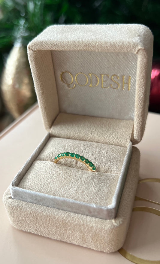 Anillo Infinity 2mm Esmeraldas