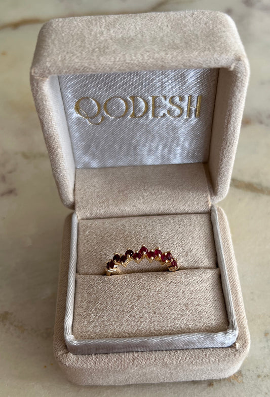 Anillo Zigzag Rubí